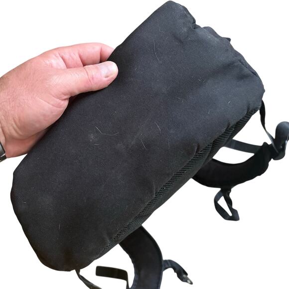Oakley Backpack Laptop Holder Sunglasses Case Black Gray Multiple Compartments